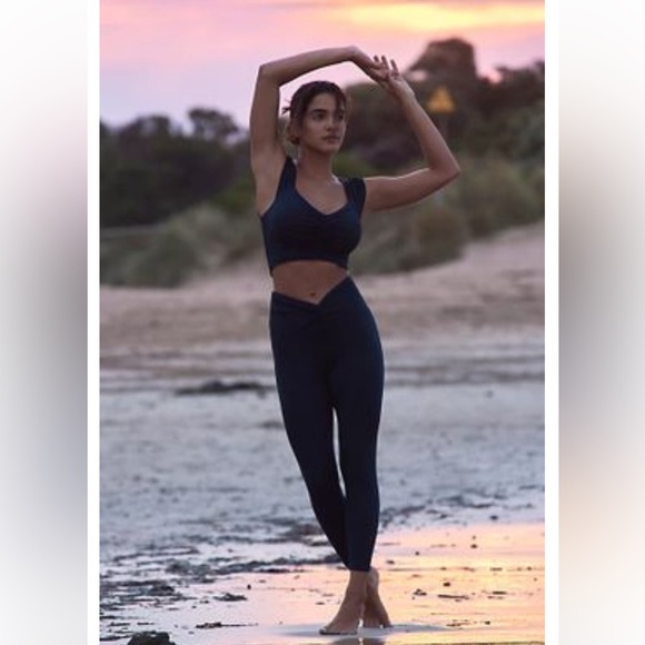 NWT FREE PEOPLE High-Rise Ankle Breathe Deeper Leggings - Picture 5 of 12